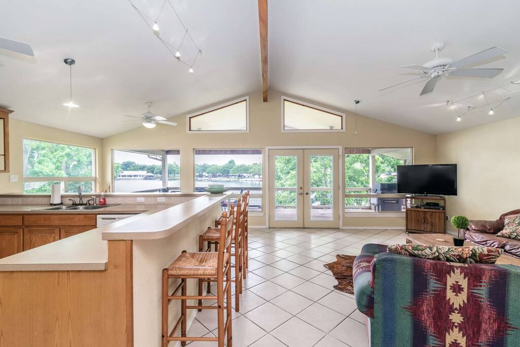 A great, open floor plan allows you to take in the view from nearly anywhere!
