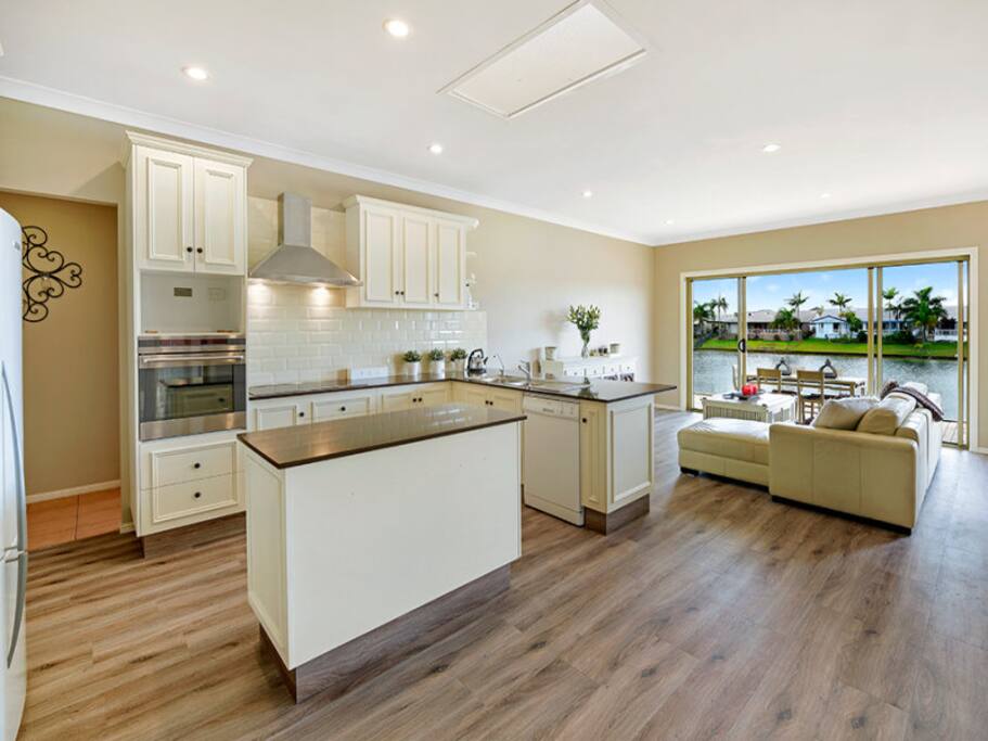 Large kitchen with all appliances