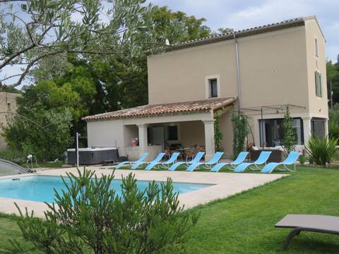 Le Clos Saint Vincent, luxury for 12 people
