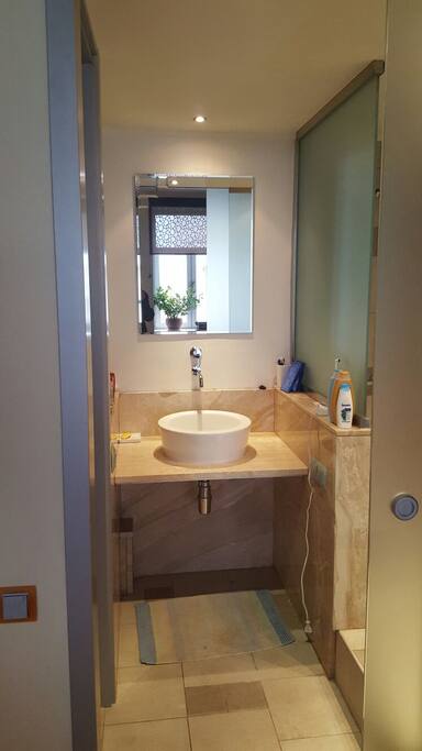 LAVABO