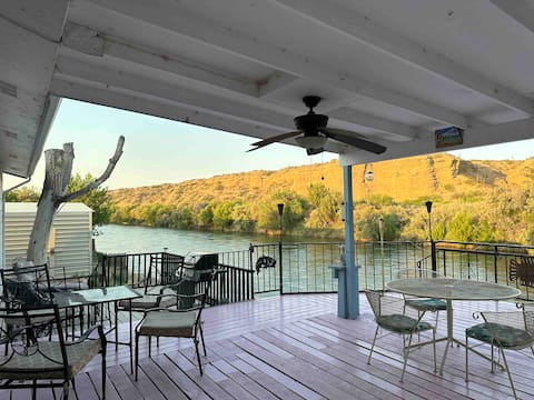 Come relax, enjoy, have fun on the riverfront deck
