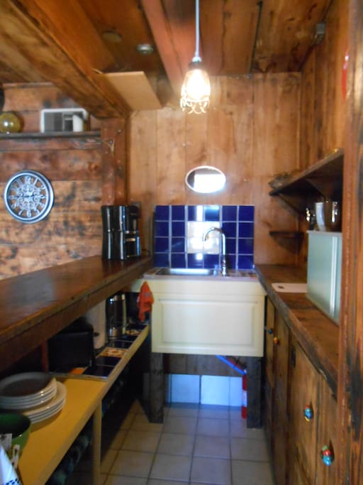 cute kitchenette