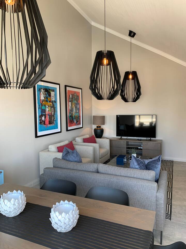 Luxury Apartment Exquisite Finishes, Magical View - Saint Francis Bay