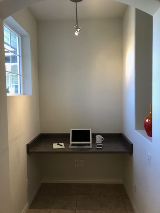 Private work station