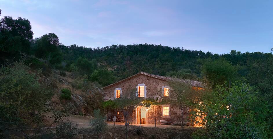 Rustic “Mas” farmhouse Emporda/Costa Brava/Girona gallery image 3