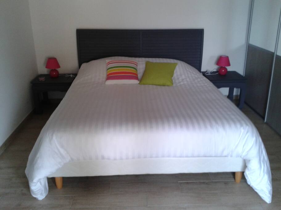 Chambre lit de 160 cm