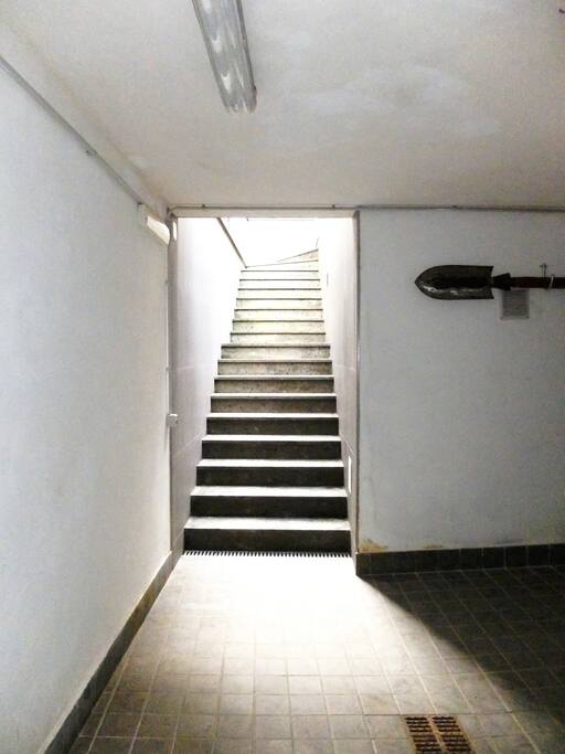 Scala d'accesso al giardino