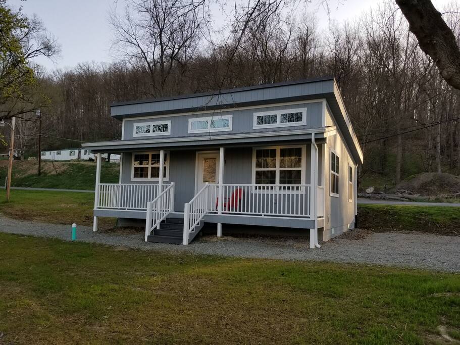 2 bedroom cottage Couples Getaway Ligonier 5 Cottages for Rent in