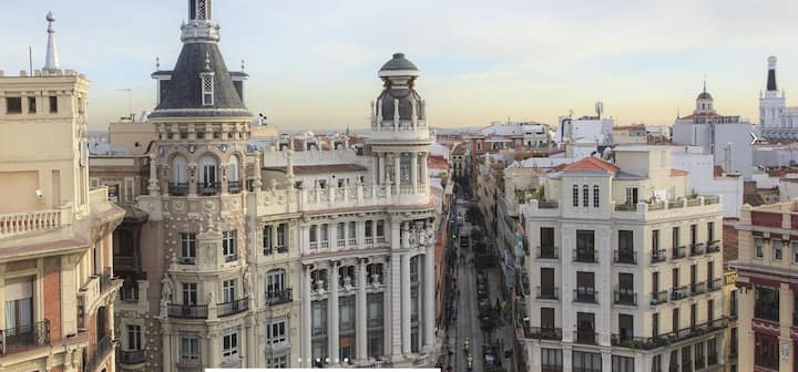 WOW! PRINCIPE SANTA ANA Wifi!!! 2br, LIFT