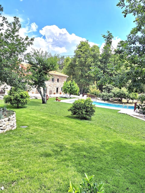 Country House with Private Pool - Catavejo-Viseu