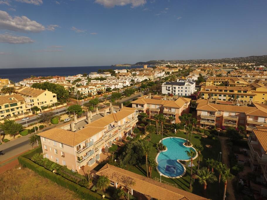 Aerial view - arenal beach 20 minutes on foot - supermarkets 2 min
