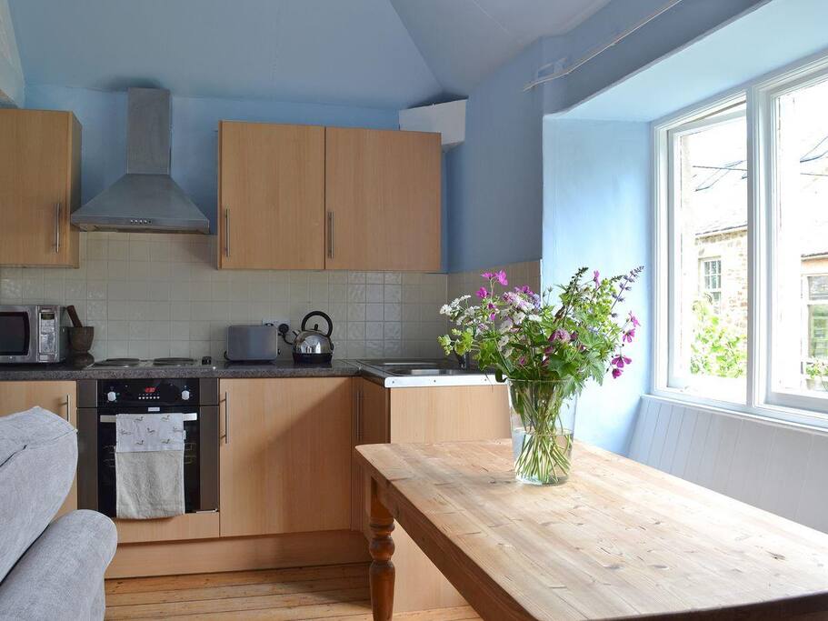 Kitchen/living area