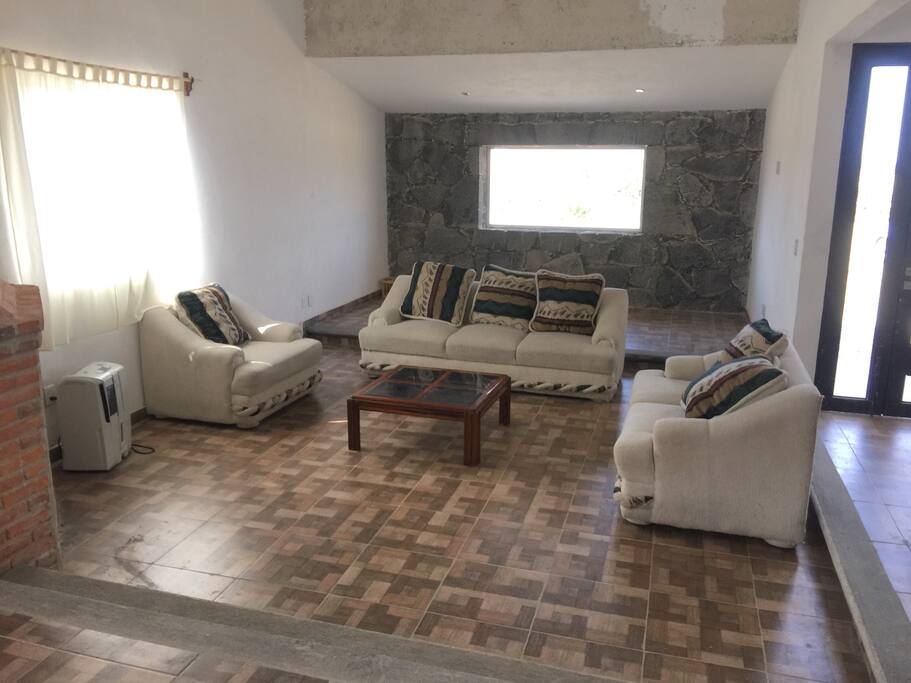 SALA GRANDE Y COMODA