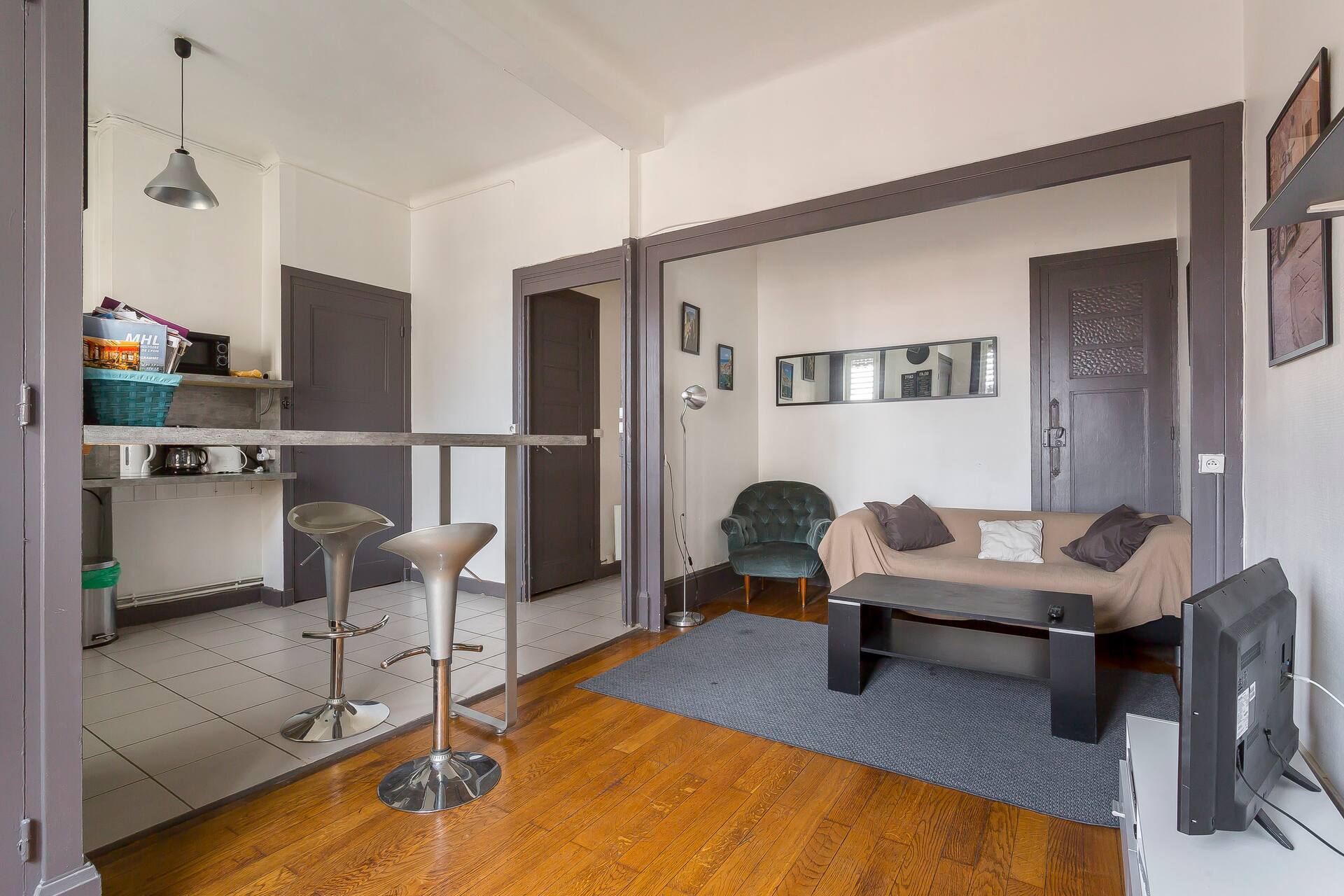 50 m2, near Perrache train station & Confluence district