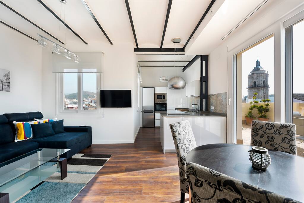 Comedor - Salón / Dining room - Living room