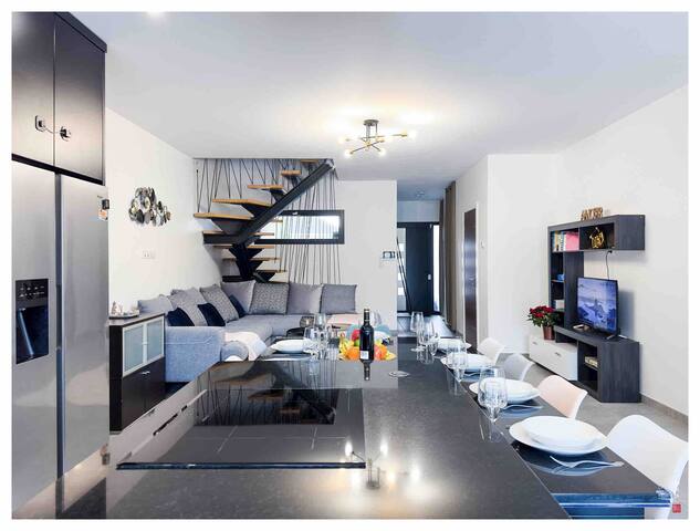 Weekly managed Airbnb listing 1
