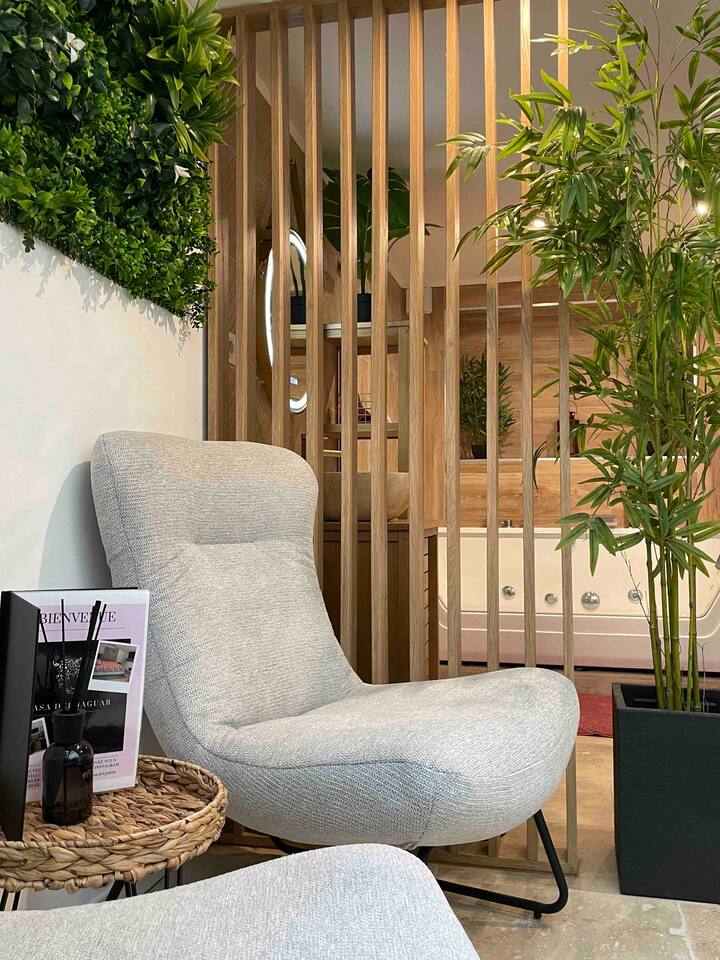 • Le Studio - Spa Balnéo • - Clisson