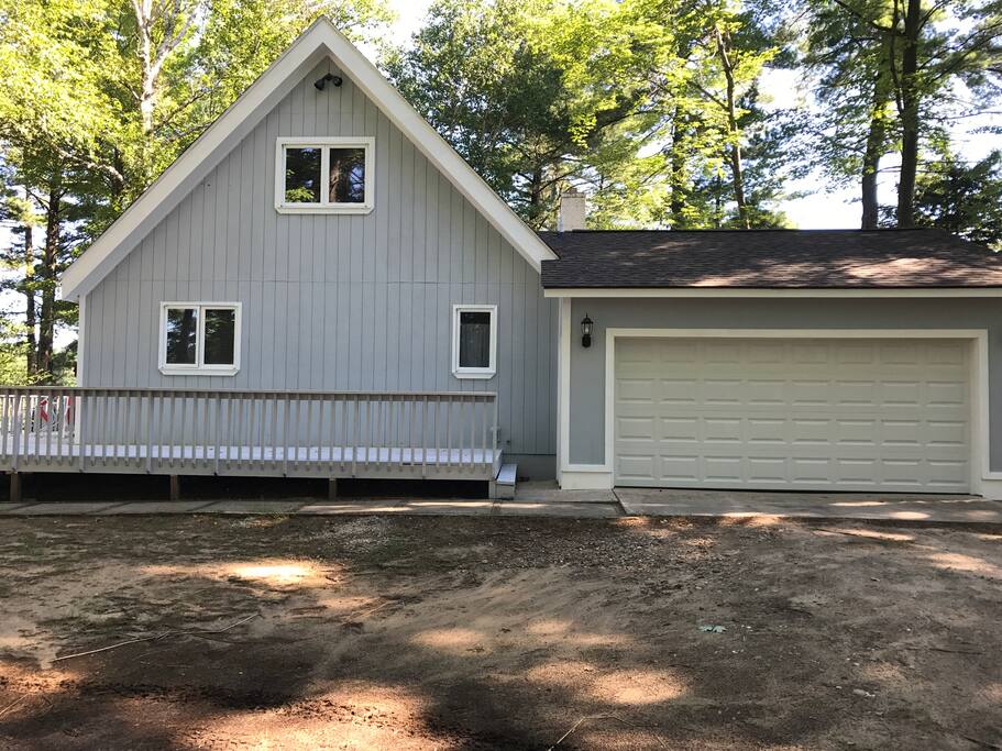 View of back of home