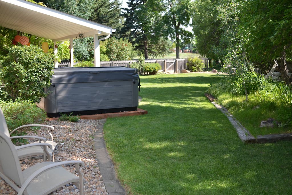 Melt the day away under the stars in your luxury 8-person hot tub