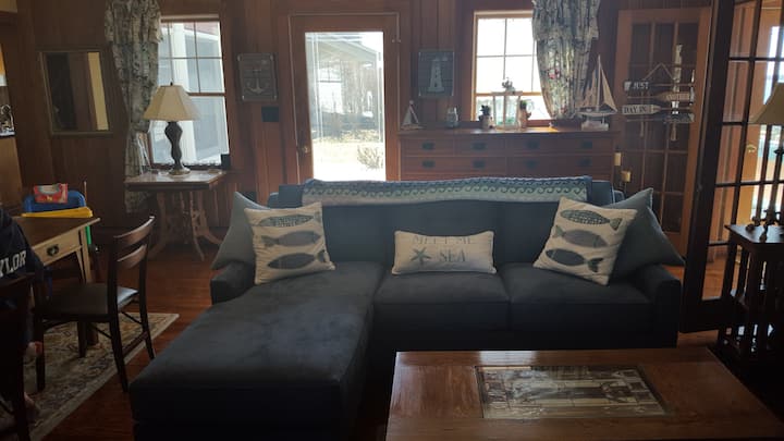 Thousand Island Waterfront Home - Black Lake, NY