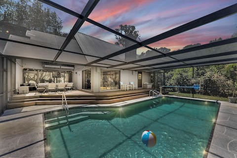 Frank Lloyd Wright! Lake Lotela, Pool!