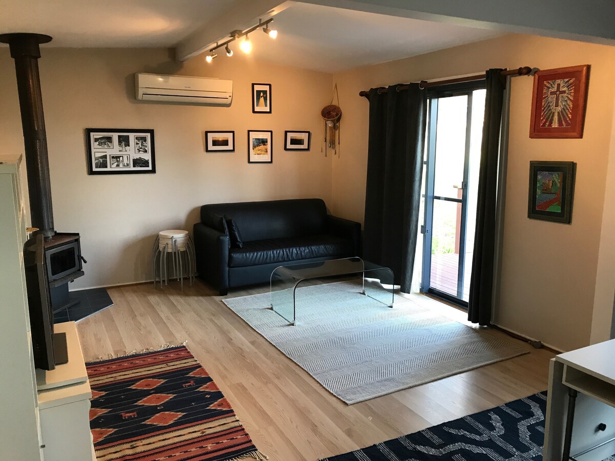 Annonce Airbnb populaire: Mieko's Cottage Hunter Valley à Cessnock City Council