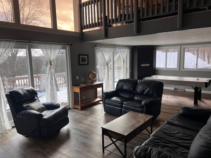Dreams & Streams Retreat 4 Min To Boyne Mountain - Boyne City, MI