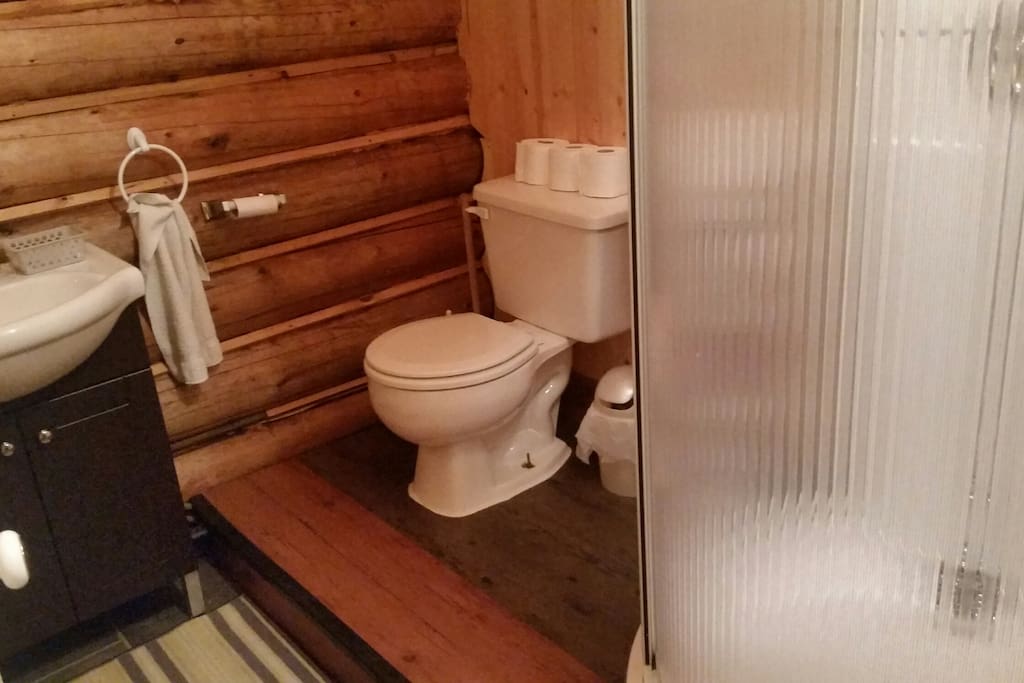 cabin wash room