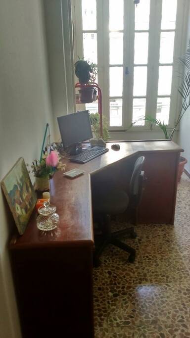 ESCRITÓRIO/SALETA