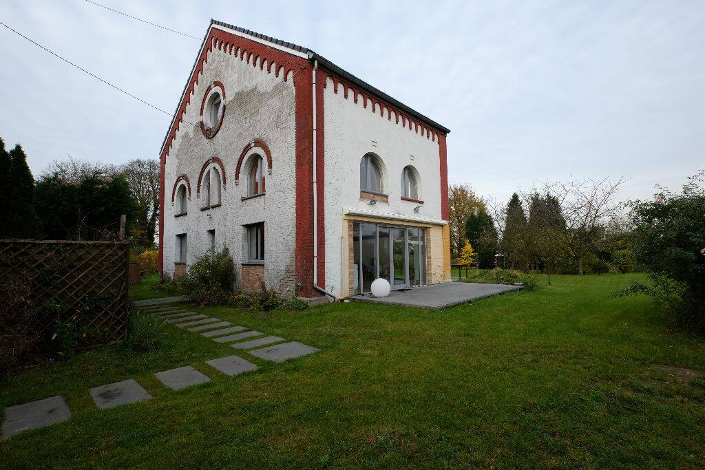 Chambre de charme dans une ancienne maison entièrement rénovée.