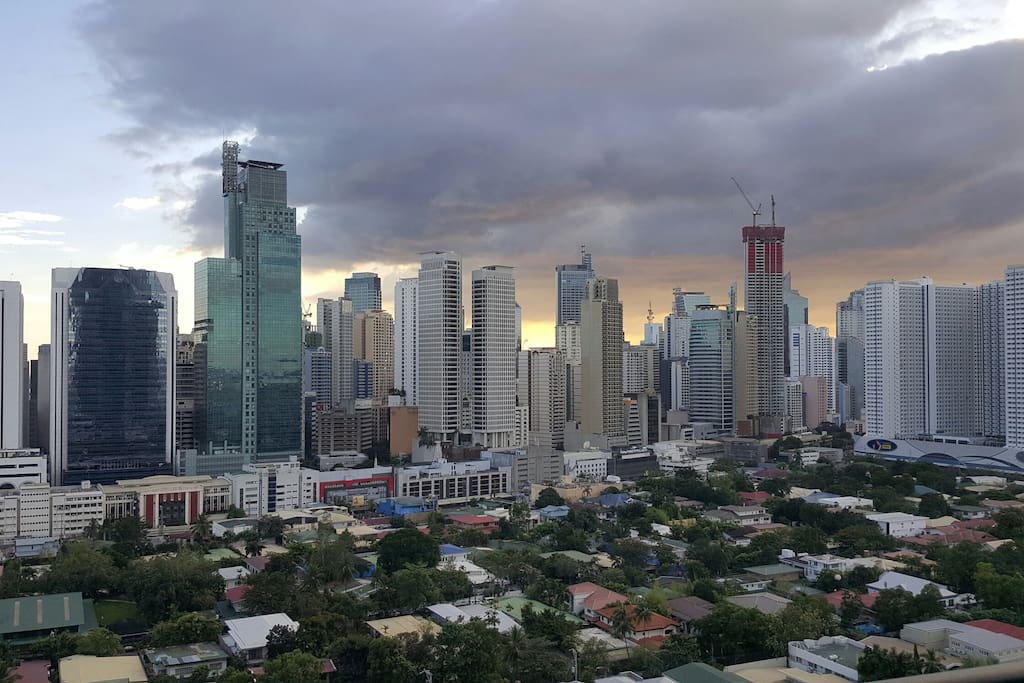 Loft unit are garranteed with a Perfect Makati Skyline View, this is what you will experience in your second home away from home