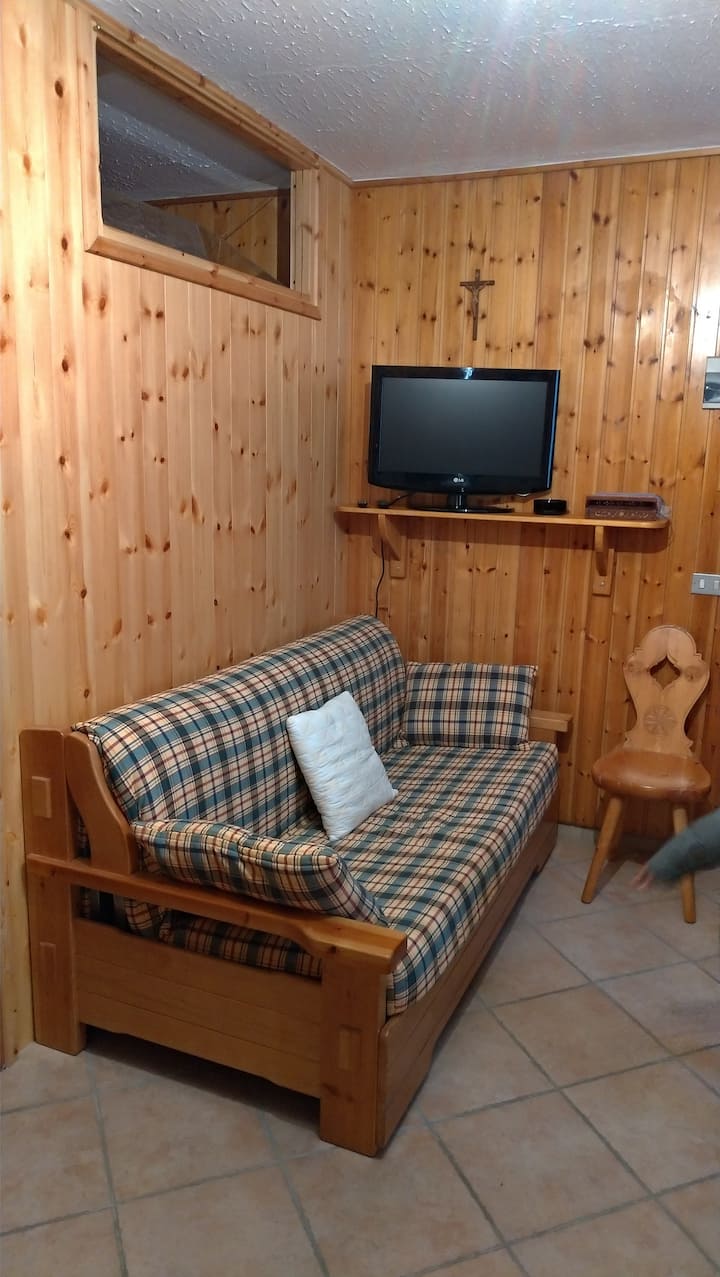 Casa Vacanze In Centro A 1km Dalla Funivia. - Chiesa in Valmalenco