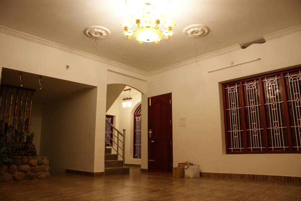 Living Room - 1