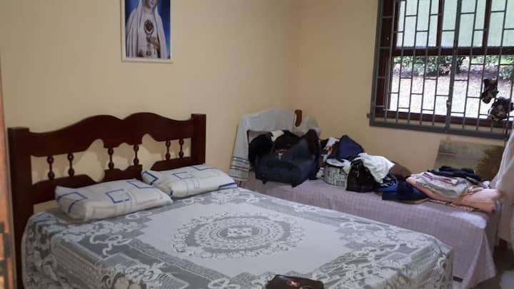 საძინებელი 4