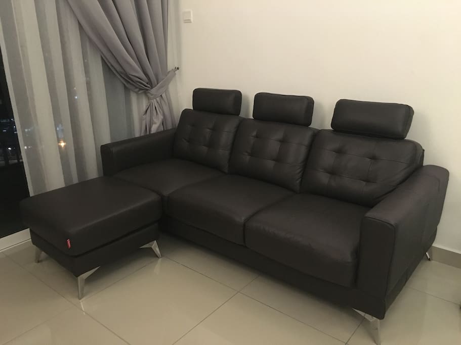Luxurious Full Leather sofa
Kindly take good care of the sofa