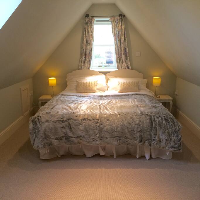 Double (or twin) bedroom