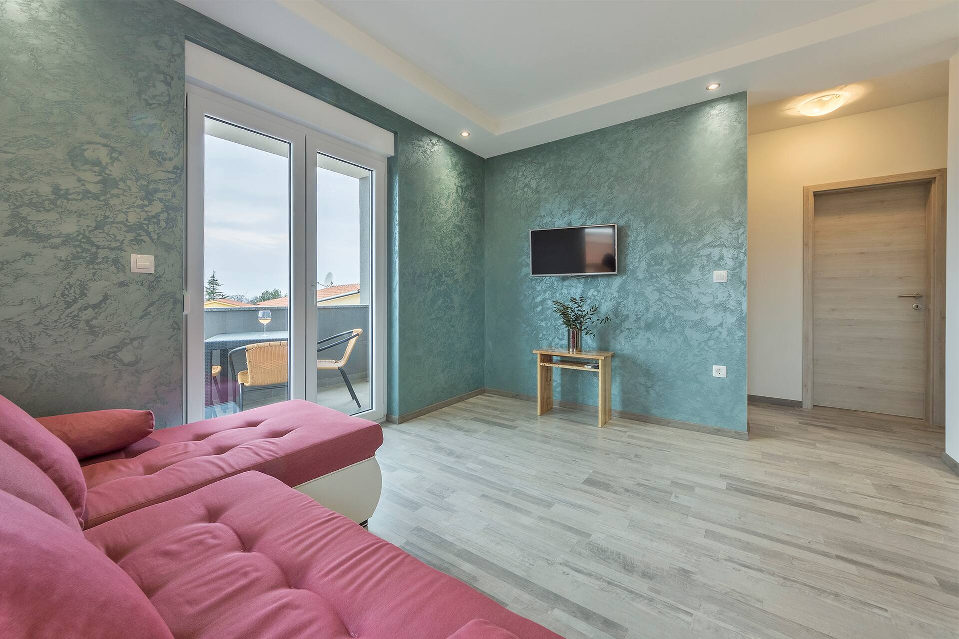 2-BEDROOM AP WITH PARTIALLY SEAVIEW