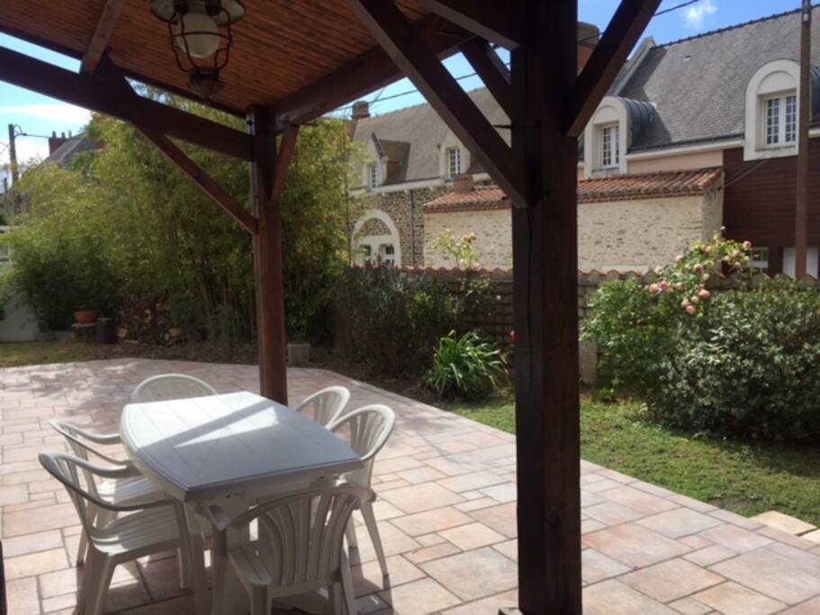 terrasse plein sud coin repas