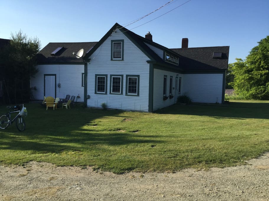 The Lamoine Lupine Farmhouse. Houses for Rent in Lamoine, Maine