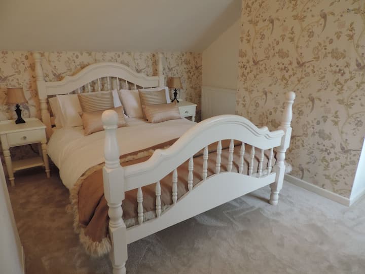 Bračni krevet (širine 180 - 200 cm