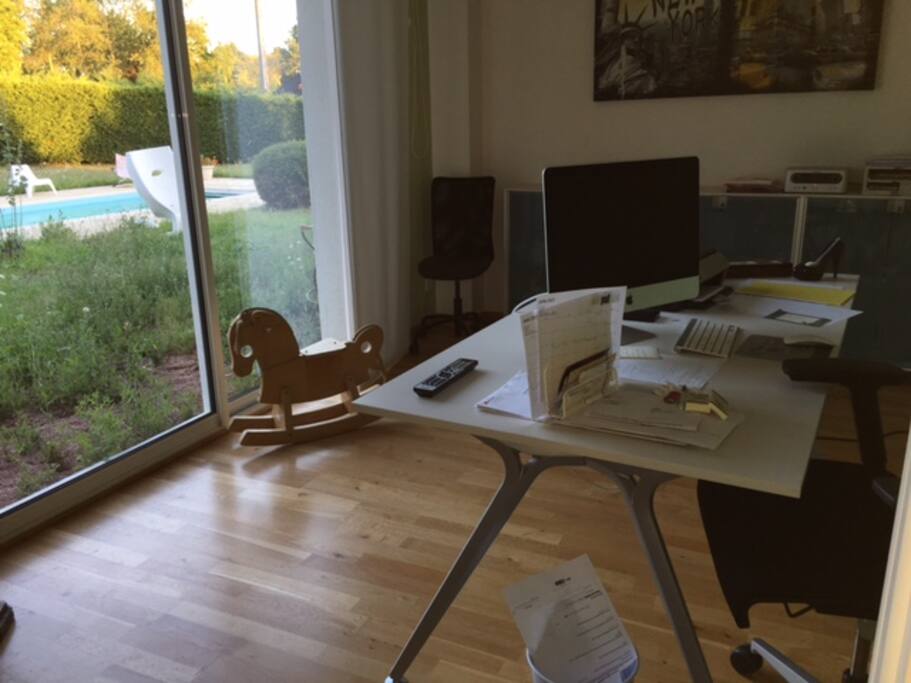 Accès partagé au bureau, Mac et wifi gratuit