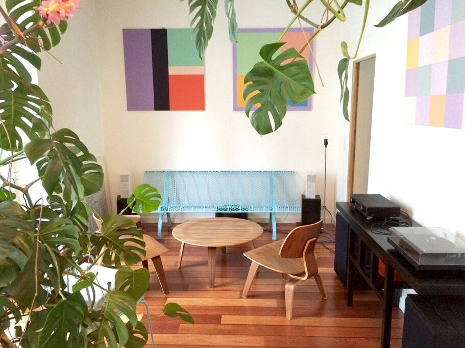 The living room is a perfect place for an apero