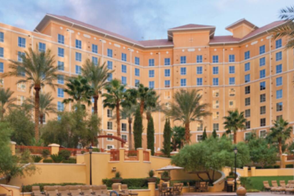 WYNDHAM GRAND DESERT RESORT