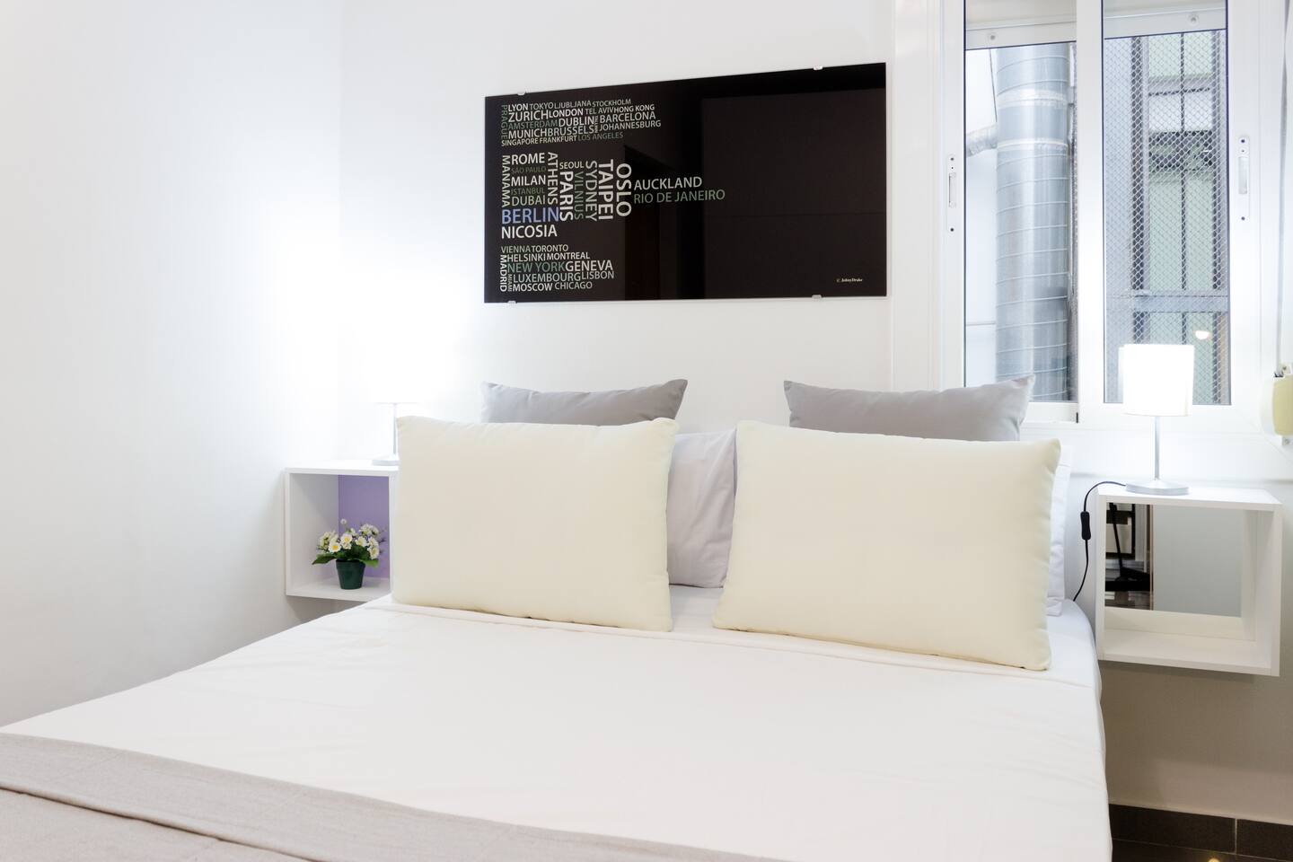 Bedroom 2 with double bed