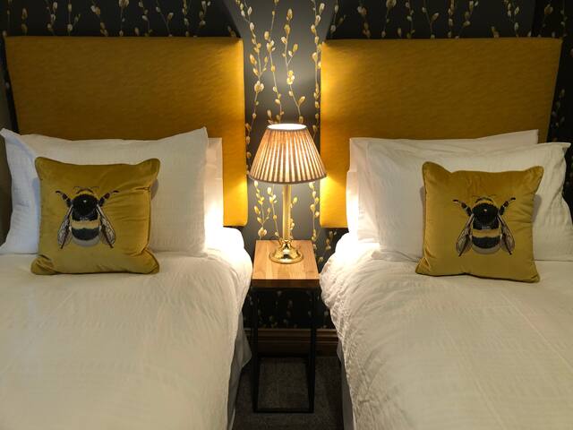 Luxurious 3 bedroom ground floor apartment