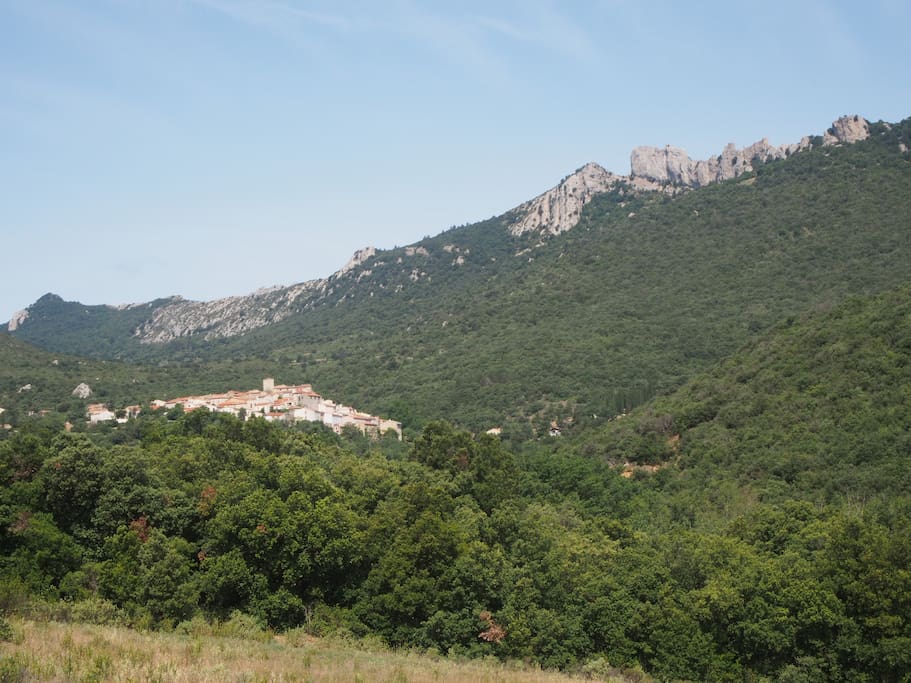 Duilhac, nestling under the cathar fortress of Peyrepertuse.
