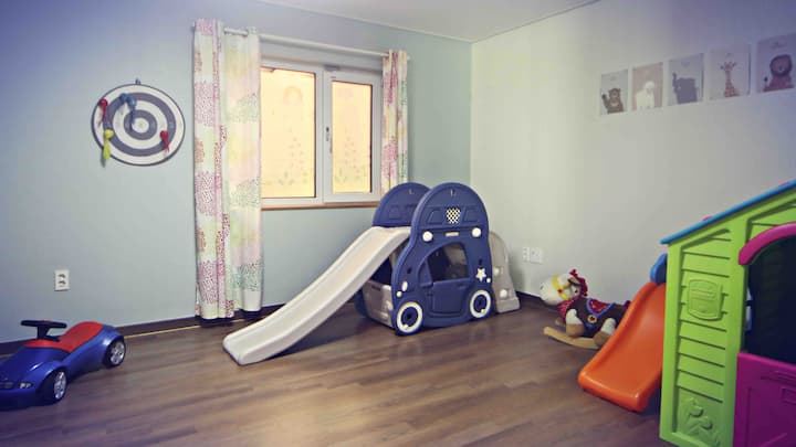 Izba len pre deti!