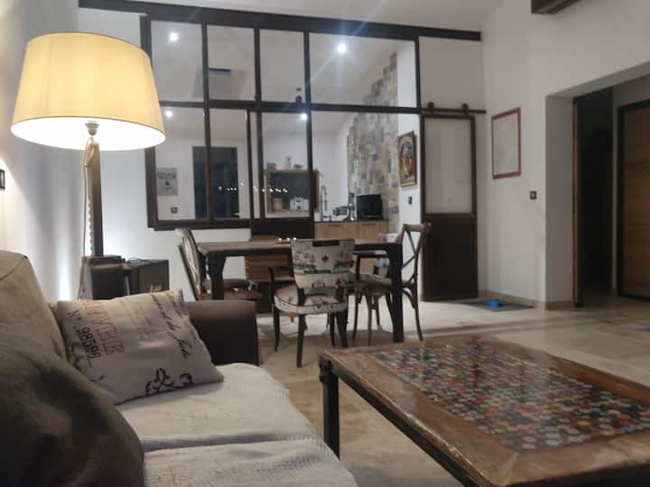 Loft Dans La Pinède Avec Jacuzzi Sur Avignon. - Villeneuve-lès-Avignon