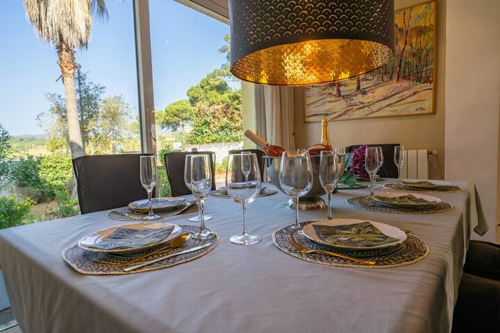 VIlla Lux Gallery, Ideal for Families or Groups wi gallery image 2