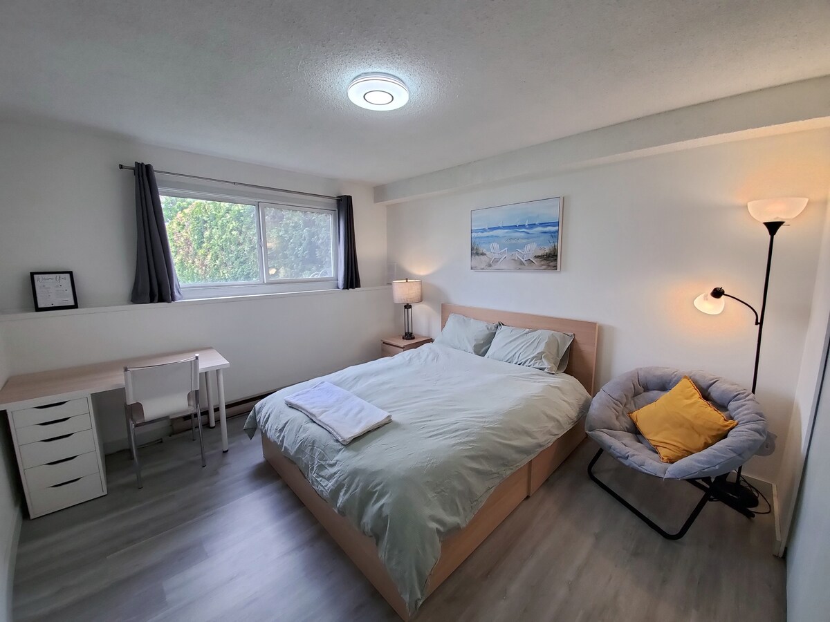 Sunny days resort spa aqua park 4 premium room. Комната санни. Porto sani халкидики. Комнаты sunny meadows. Sunny rooms.